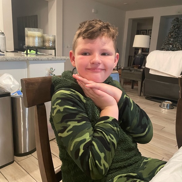 Meet your Posher, Angela - Picture 2 of 16